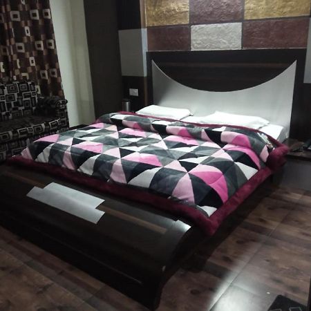 Hotel Shakuntala Katra  Luaran gambar