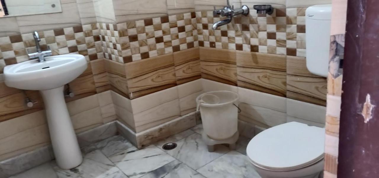 Hotel Shakuntala Katra  Luaran gambar