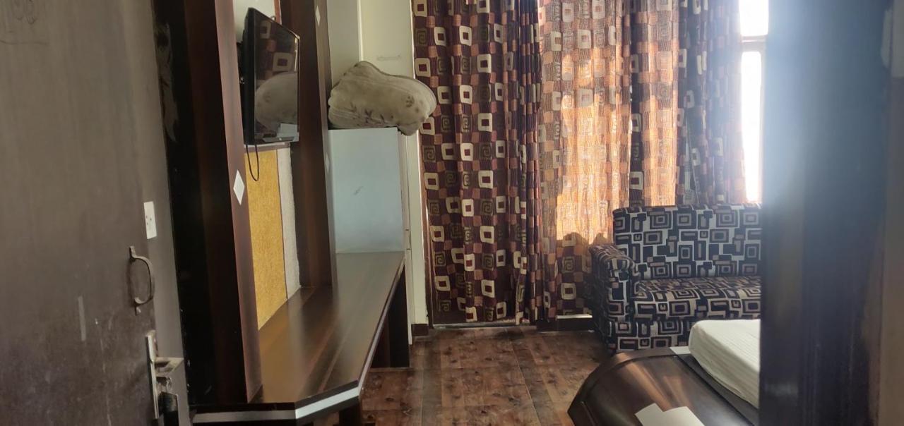 Hotel Shakuntala Katra  Luaran gambar