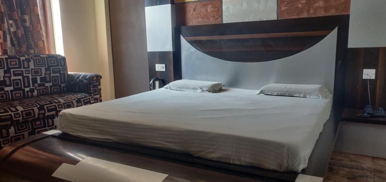 Hotel Shakuntala Katra  Luaran gambar